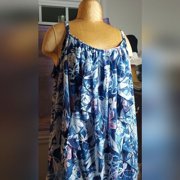 Lane Bryant Womens Spring/Summer Blouse Cascading Ruffles Size 18/20 - Picture 1 of 11